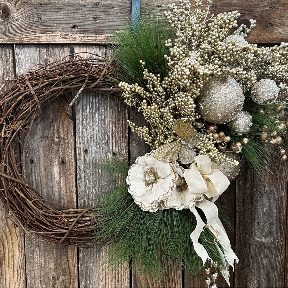 A Christmas Holiday Wreath